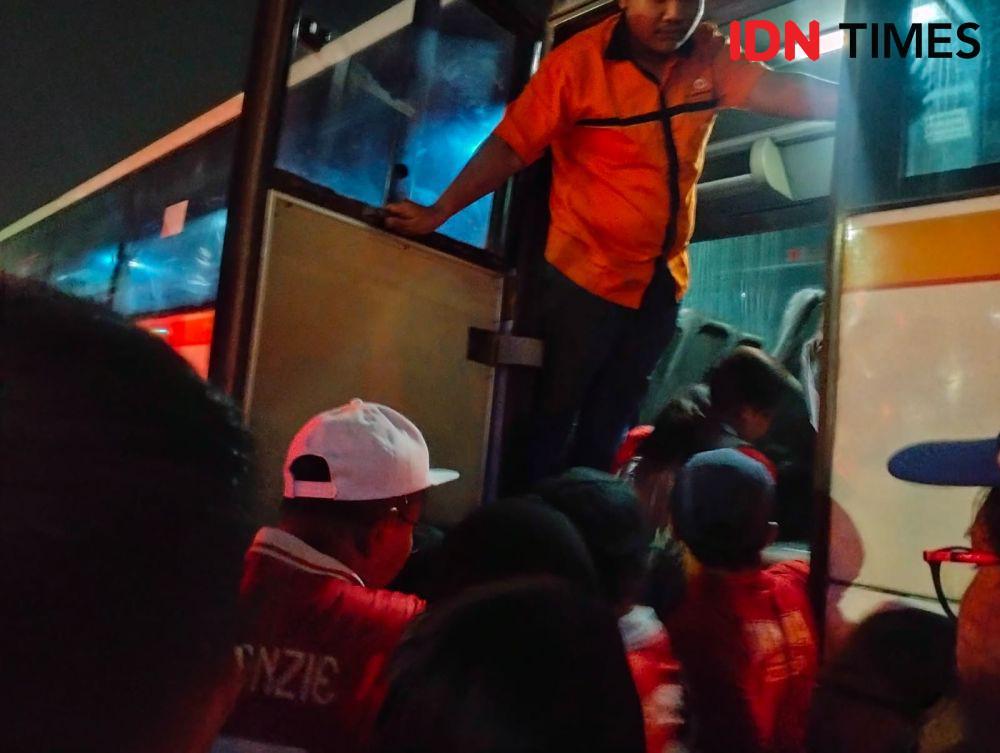 Penonton Piala Dunia U-17 Pulang Berebut Bus