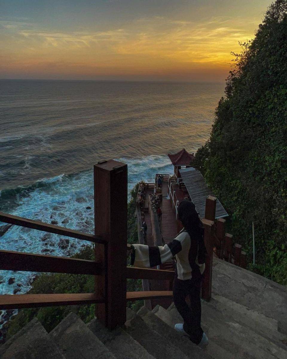 Bukit Puncak Segoro (instagram.com/cecucin)