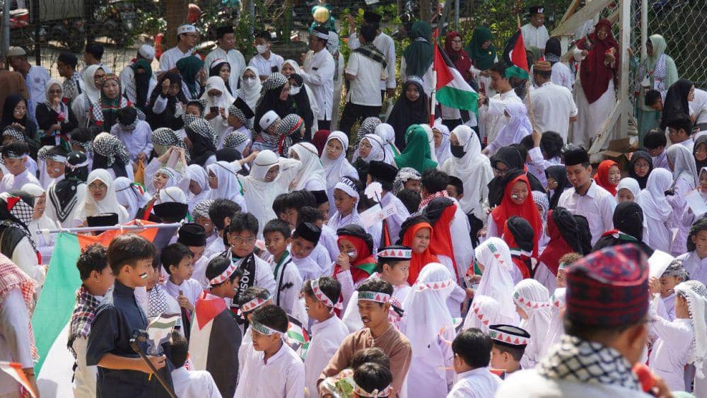 Sekolah Islam Athirah Makassar Donasi Rp130 Juta untuk Palestina