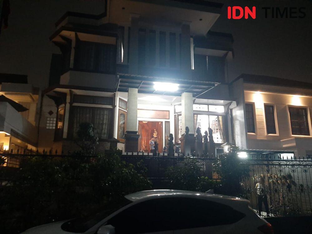 KPK Geledah Rumah Ketua Komisi IV DPR RI Sudin