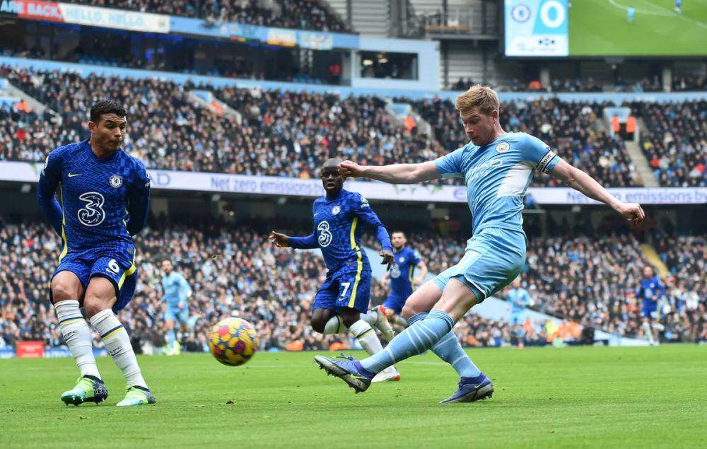 Manchester City melawan Chelsea di Premier League 2021/2022. (premierleague.com)