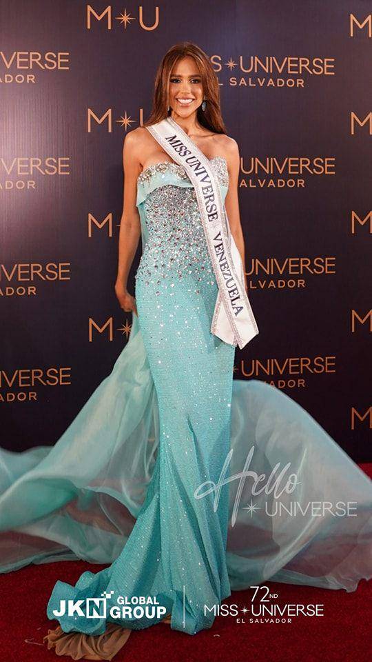 Potret Finalis Amerika Latin di Welcome Dinner Miss Universe 2023 (Facebook.com/Hello Universe)