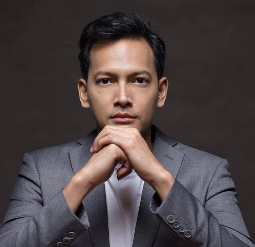 reaksi kocak Fedi Nuril tanggapi stereotipe peran poligami yang melekat padanya (Instagram.com/fedinuril)