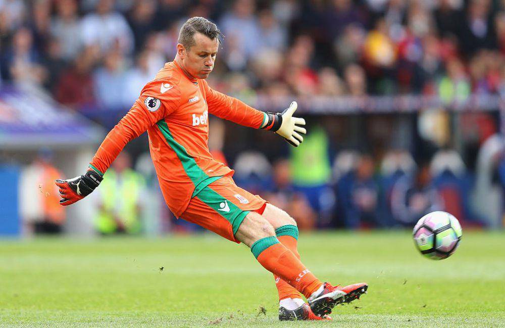 potret Shay Given (twitter.com/premierleague)