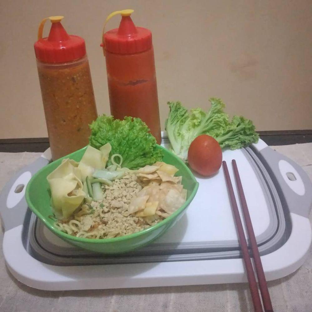 Kuliner Bu Anjar (instagram.com/kuliner_bu_anjar)