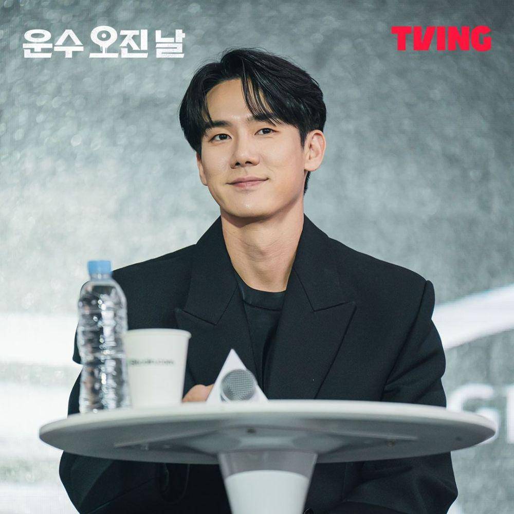 Yoo Yeon Seok di 28th Busan International Film Festival (instagram.com/tving.official)