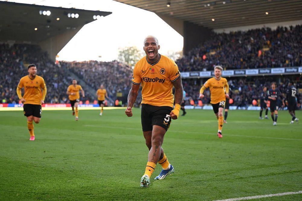 Piala FA: Laga West Brom vs Wolves Rusuh, Ada Fans Terluka