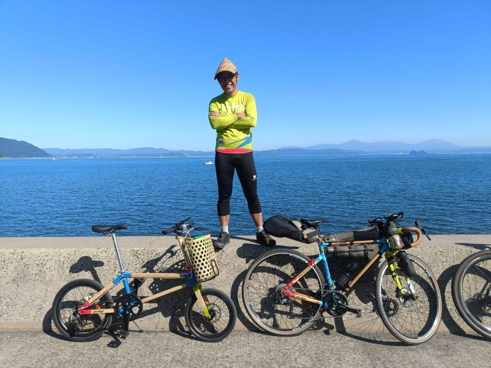 Kenalkan Sepeda Bambu Indonesia, Dua Alumni ITB Gowes hingga ke Jepang