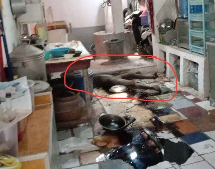 Warga Curiga Bau Bangkai, Temukan Mayat Pria Membusuk di Rumah