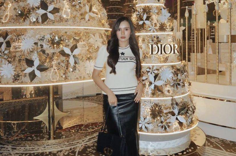 potret Beby Tsabina di event Dior di Singapura (Instagram.com/bebytsabina)
