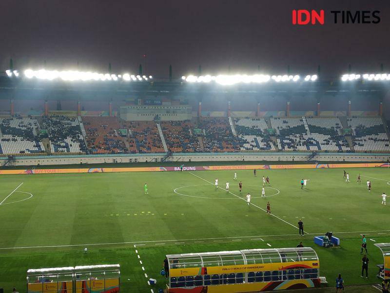 Pertandingan Pildun U-17 antara Venezuela vs Selandia Baru, Minggu (12/11/2023). Debbie Sutrisno/IDN Times