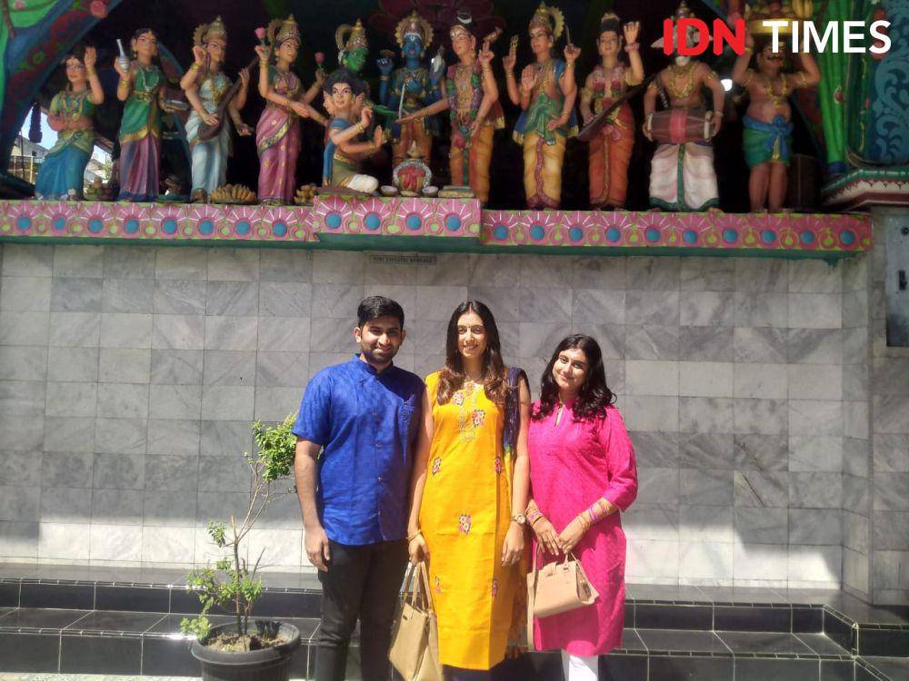 Pritty memakai pakaian Punjabi Suit (IDN Times/Eko Agus Herianto)