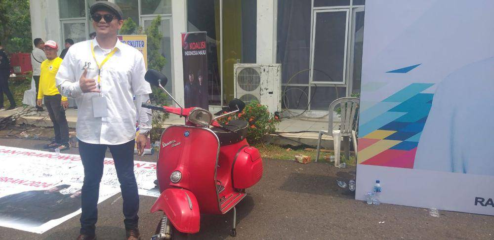 Gibran Beli dan Lelang Vespa di Palembang Untuk Korban Palestina (IDN Times/Istimewa)
