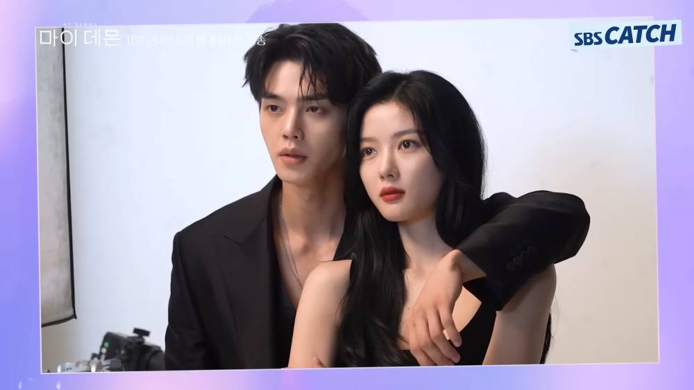 potret balik layar poster shoot drama My Demon (youtube.com/SBSCatch)