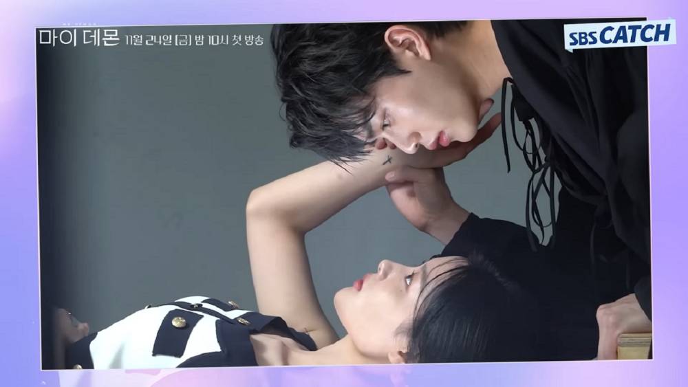 potret balik layar poster shoot drama My Demon (youtube.com/SBSCatch)