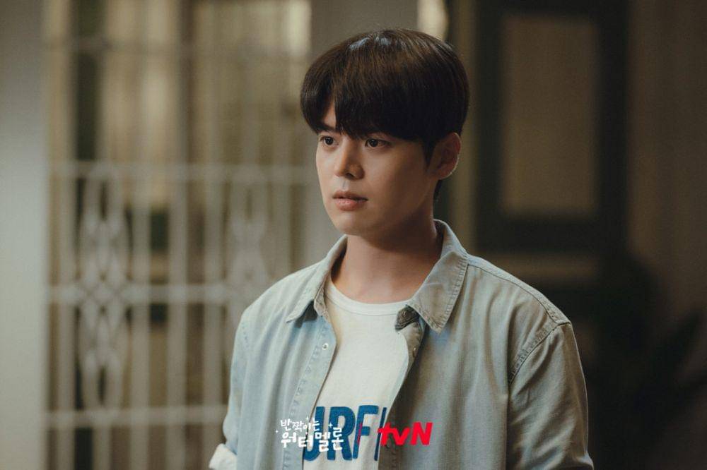 Ryeo Un di Twinkling Watermelon (twitter.com/cjndrama)