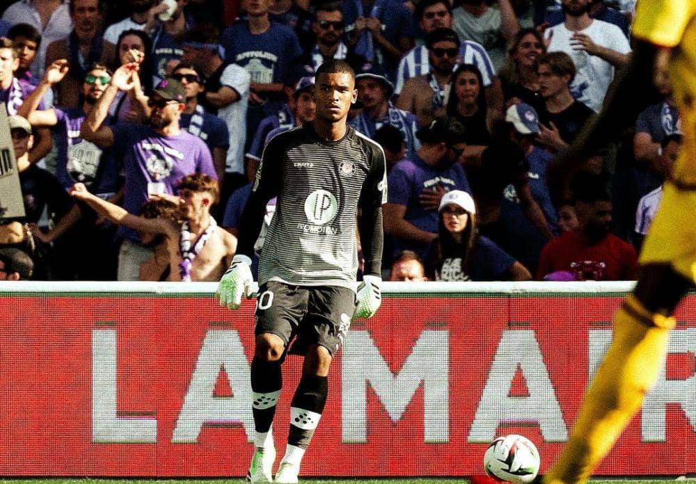 5 Kiper Muda yang Jadi Pilihan Utama di Liga Top Eropa 2023/2024