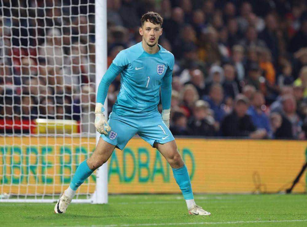 James Trafford saat membela Burnley. (instagram.com/jamestrafford)