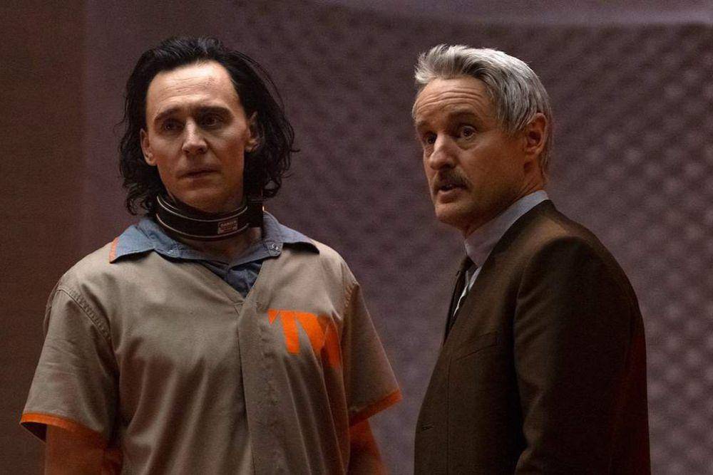 Tom Hiddleston dan Owen Wilson dalam serial Loki (dok. Marvel Studios/Loki)