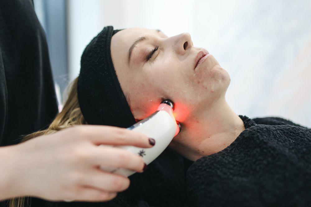 5 Nutrisi untuk Pemulihan Kulit setelah Perawatan Laser Wajah