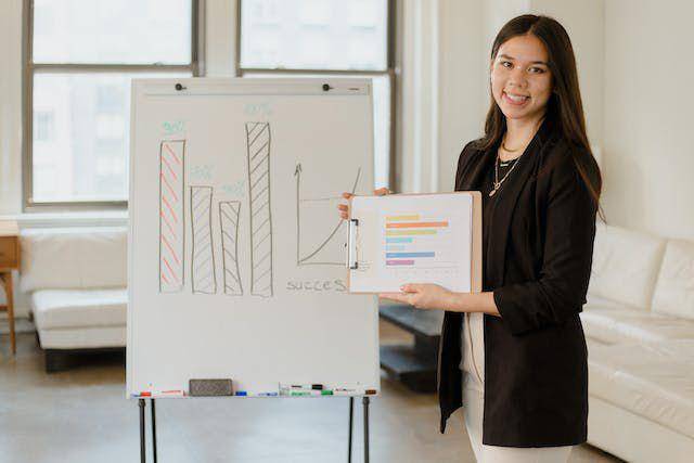 ilustrasi sosok ambis (pexels.com/RDNE Stock Project)