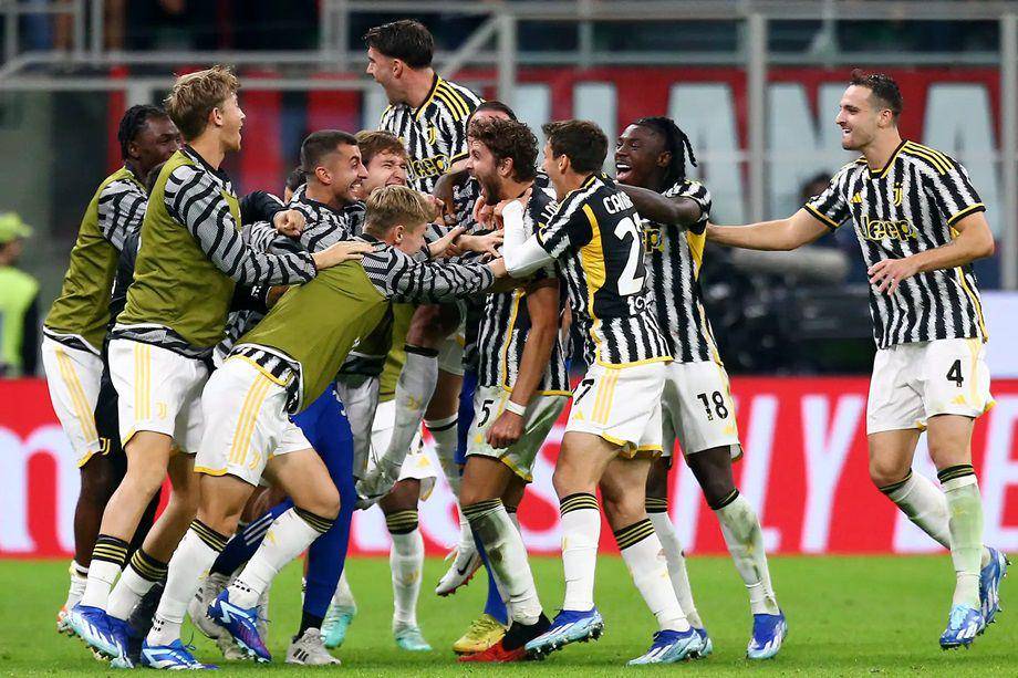 potret skuad Juventus melakukan selebrasi gol (legaseriea.it)
