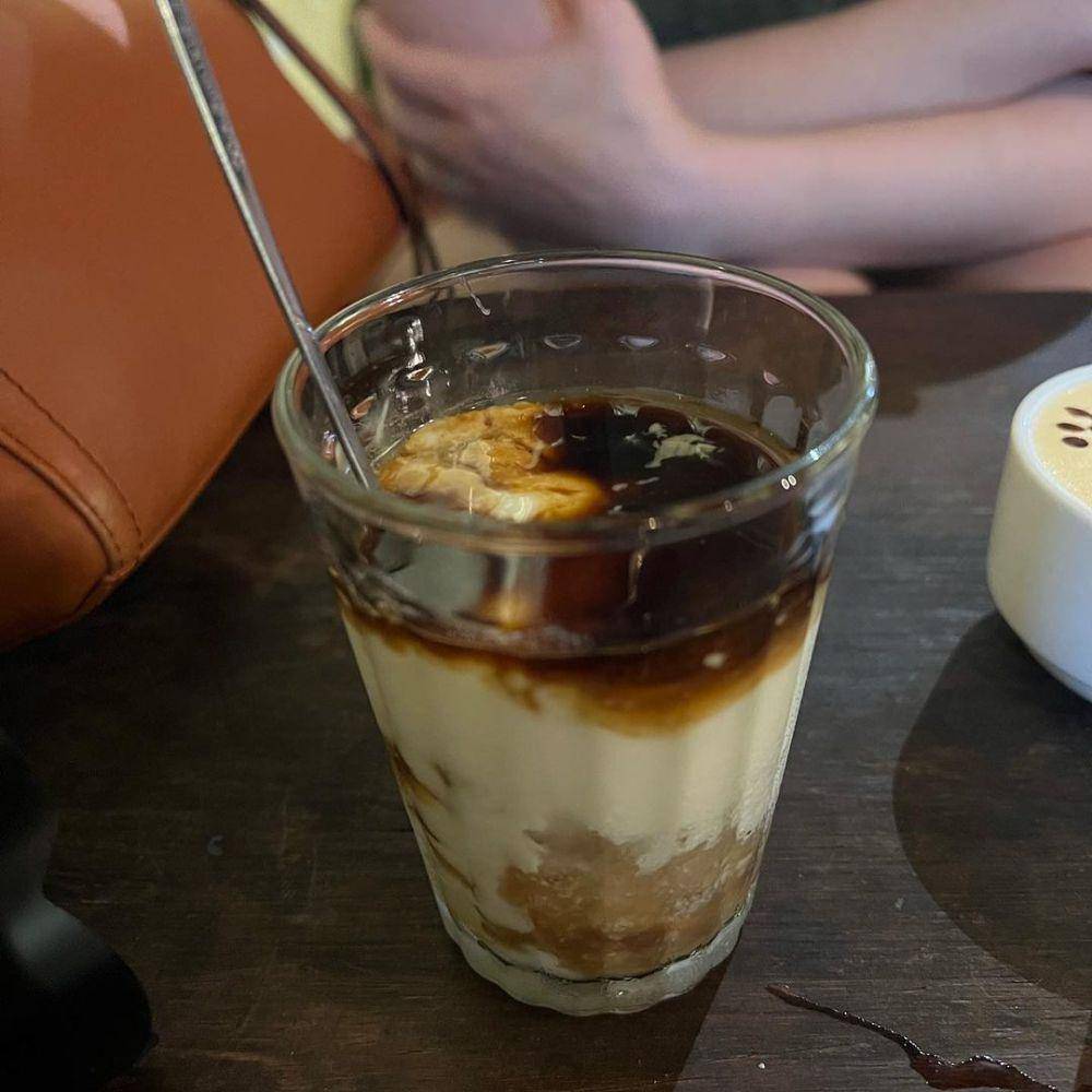 Kopi Yogurt Vietnam (instagram.com/theblindcook)