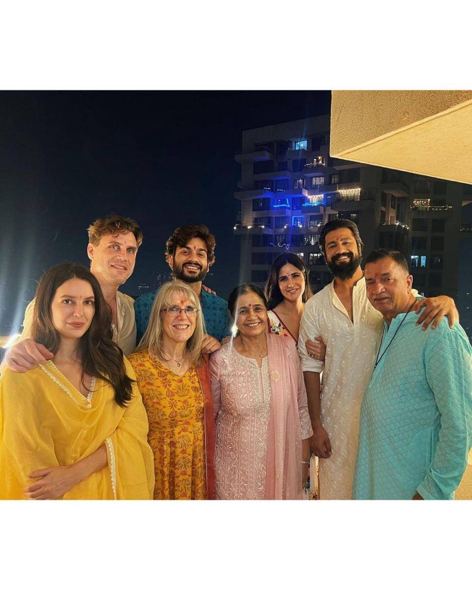 keluarga Vicky Kaushal (instagram.com/vickykaushal09)