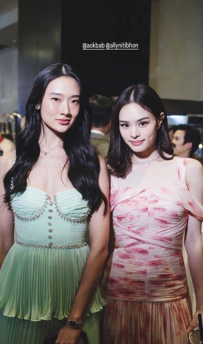 Chutimon Chuengcharoensukying (instagram.com/narakornphotography)