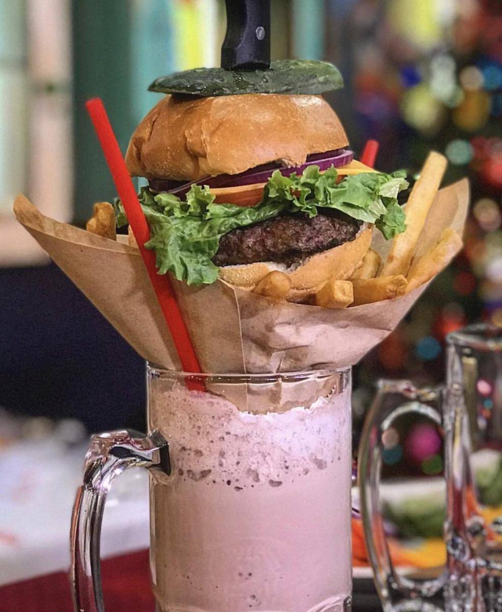 potret penyajian milkshake aneh (reddit.com/user/eltlacoyo)