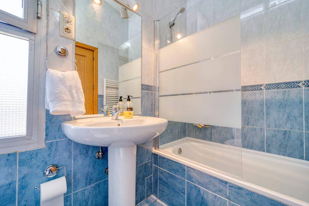 kamar mandi (pexels.com/Douglas Rafael Fonseca)