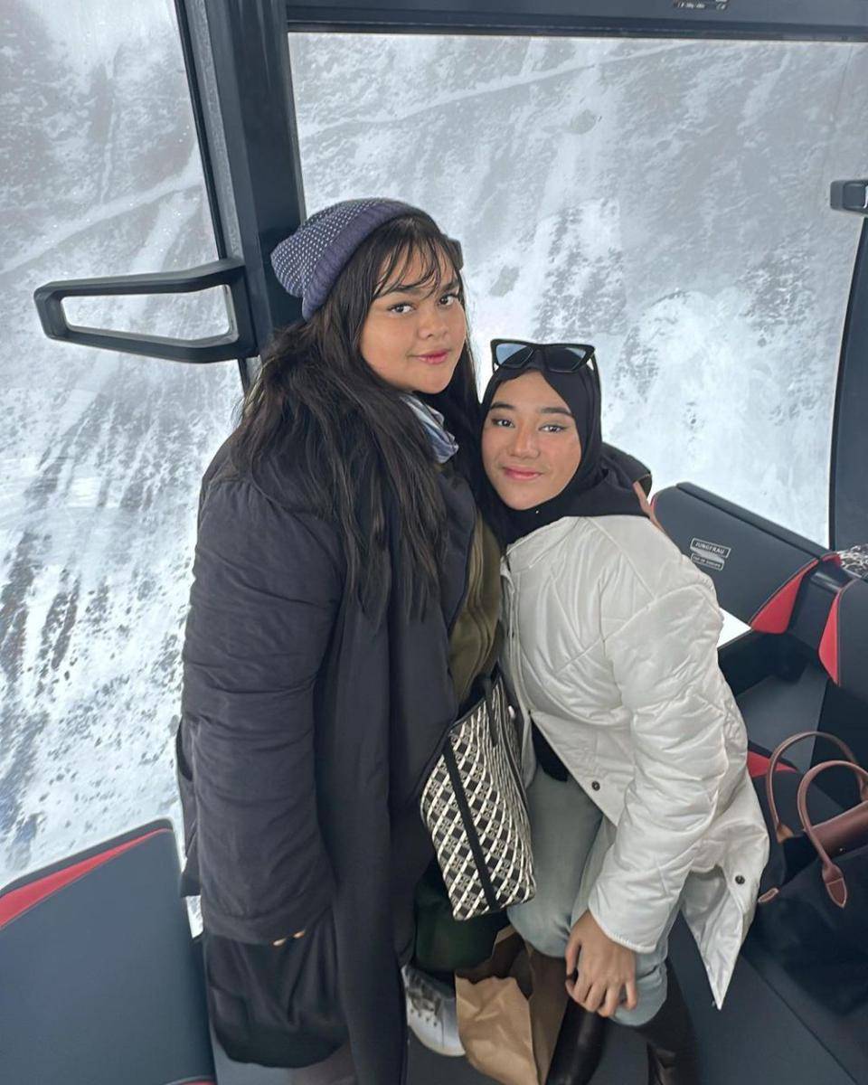 potret Clara Shinta dan sahabat (instagram.com/clarashintareal)