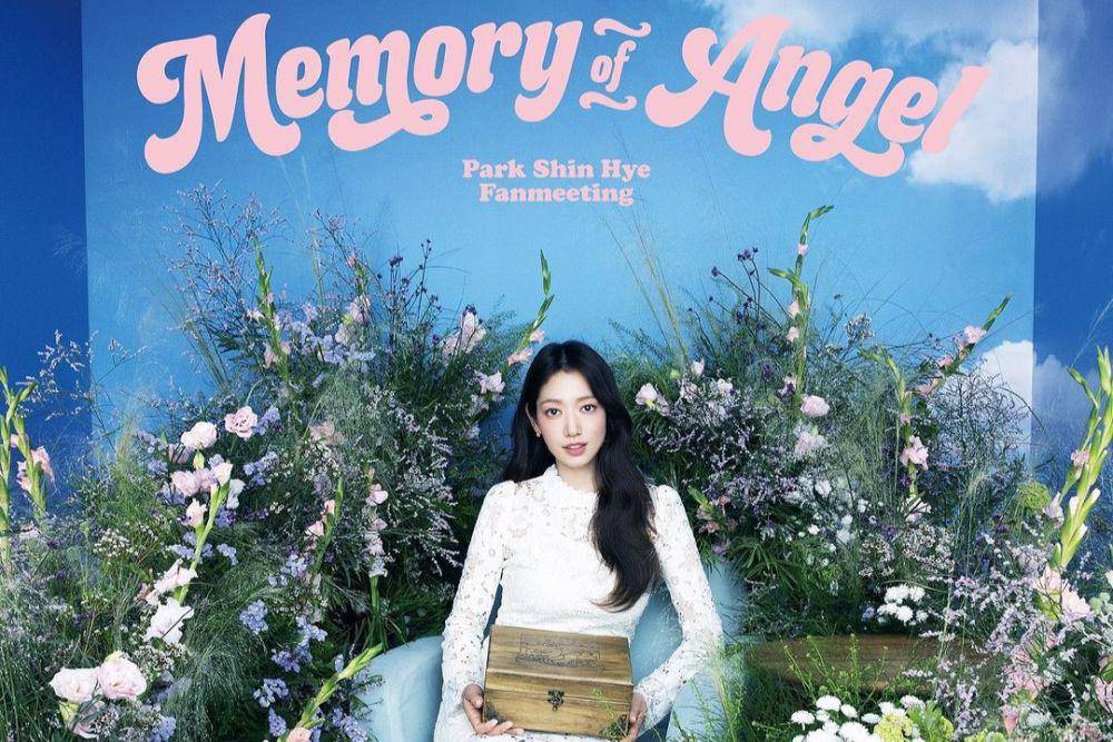 Park Shin Hye (instagram.com/salt_ent)