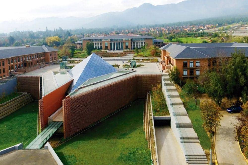 5 Universitas Terbaik di Venezuela, Punya Budaya Riset Unggulan!