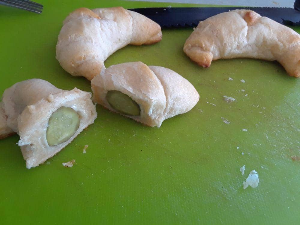 potret kombinasi nyentrik acar dengan makanan lain (reddit.com/user/SuperbBoss)