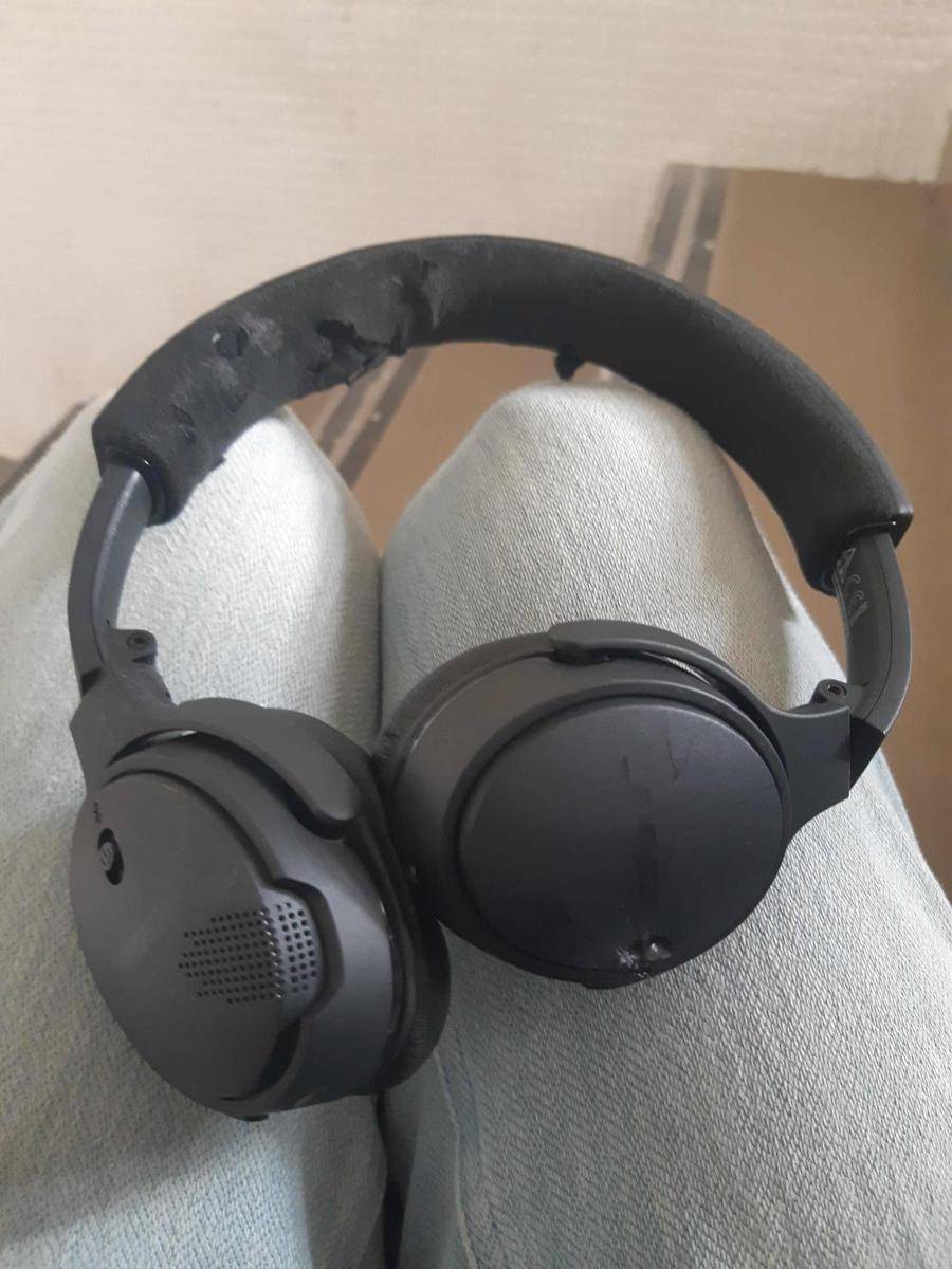momen apes headphone rusak (reddit.com/user/OreoWannaBe)