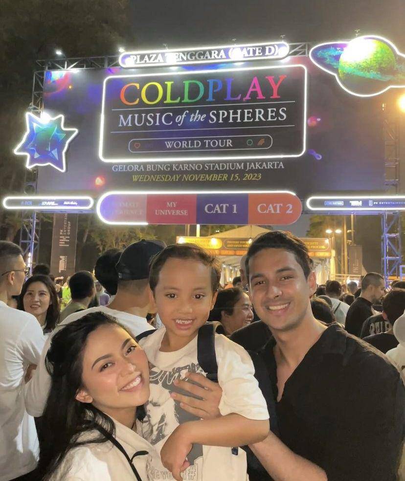 Rachel Vennya ajak anak nonton konser Coldplay (instagram.com/rachelvennya)