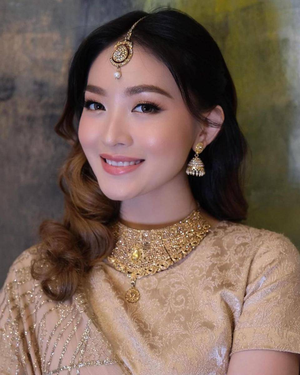 potret Natasha Wilona di Festival Diwali (instagram.com/natashawilona12)
