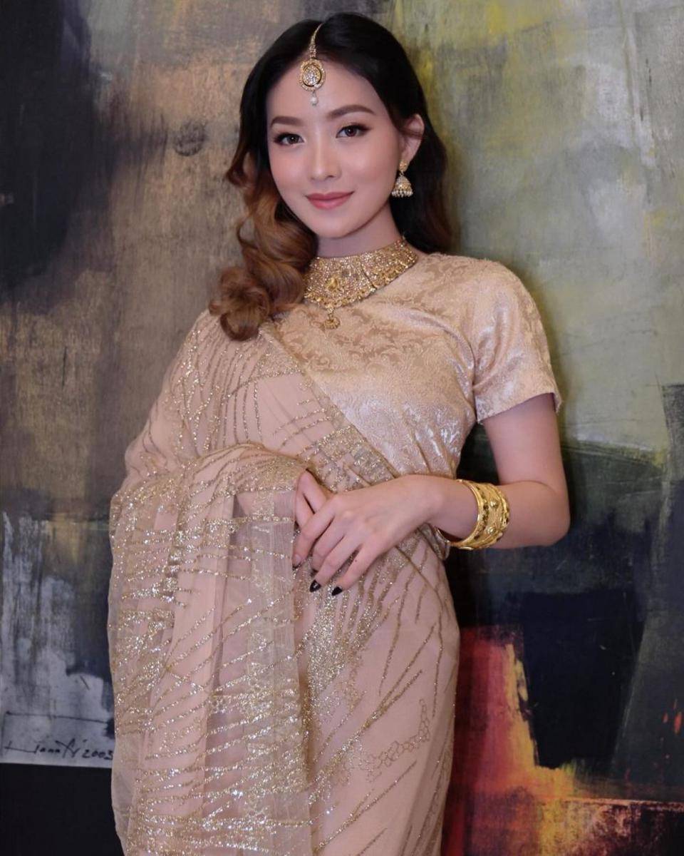 potret Natasha Wilona di Festival Diwali (instagram.com/natashawilona12)
