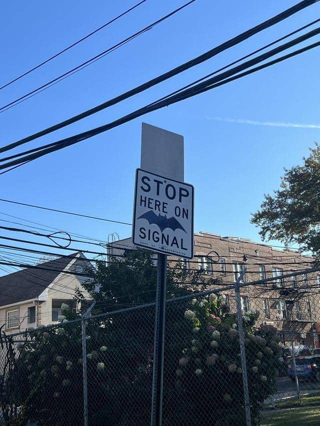 Potret lucu papan tanda hewan (reddit.com/user/newageb1mbo)