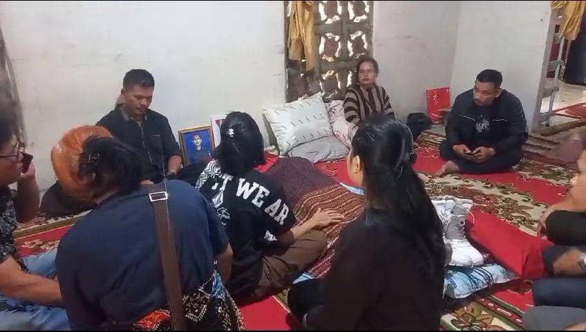 Keluarga Duga Anggota TNI Tewas di Palembang Korban Dianiaya