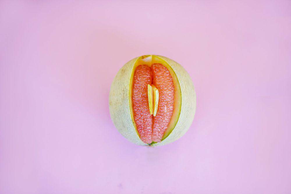 ilustrasi vagina (unsplash.com/Dainis Graveris)