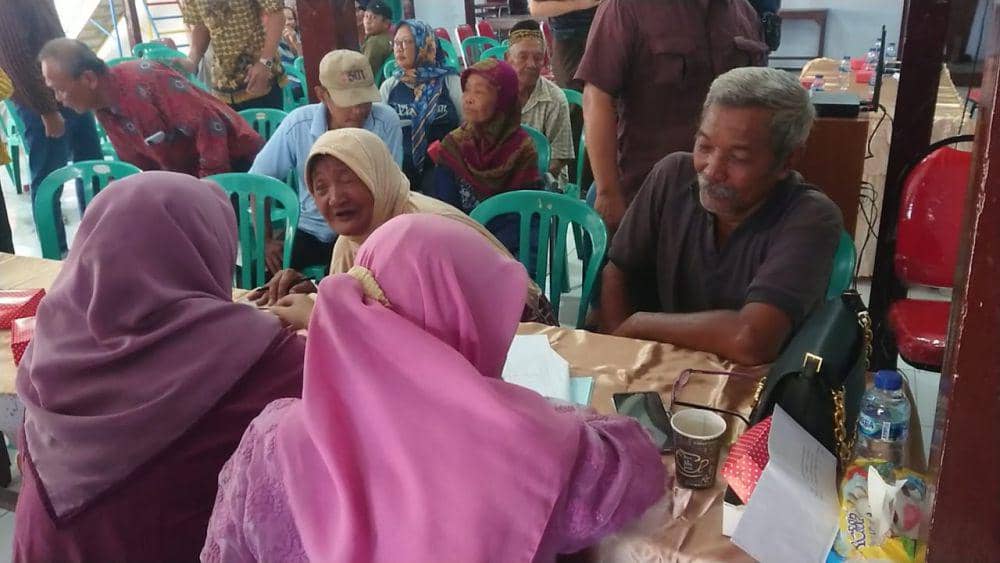 Warga yang menerima harga ganti rugi lahan terdampak tol. IDN Times/ Bramanta Pamungkas