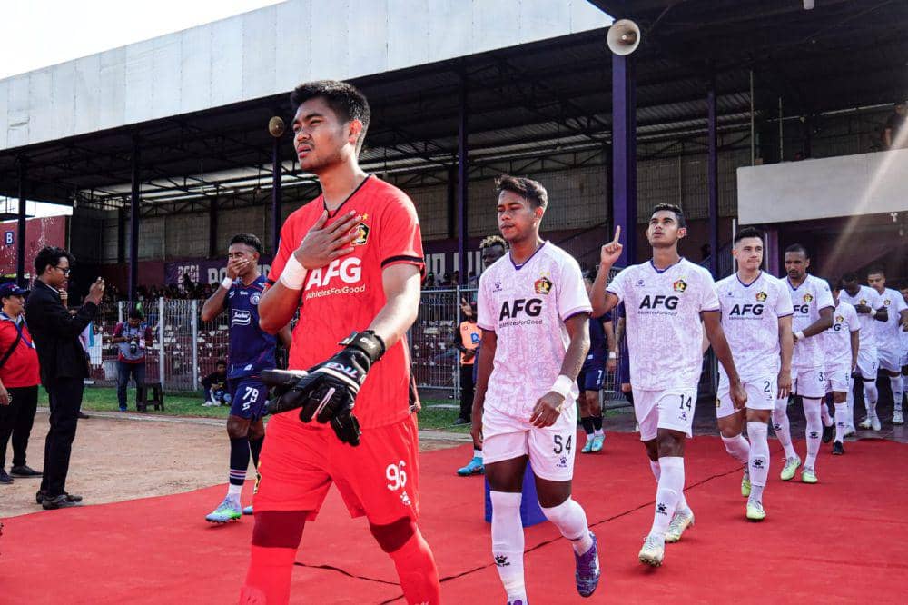 Persik Kediri Lepas Kartika Adjie ke Persita Tangerang