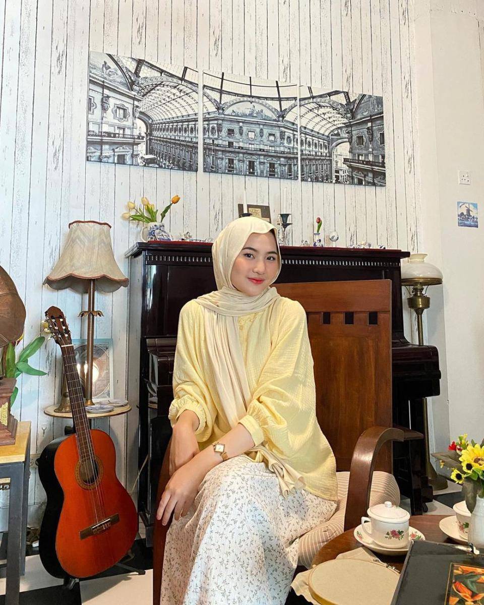 Intan Ghazella (instagram.com/intanghazll_)
