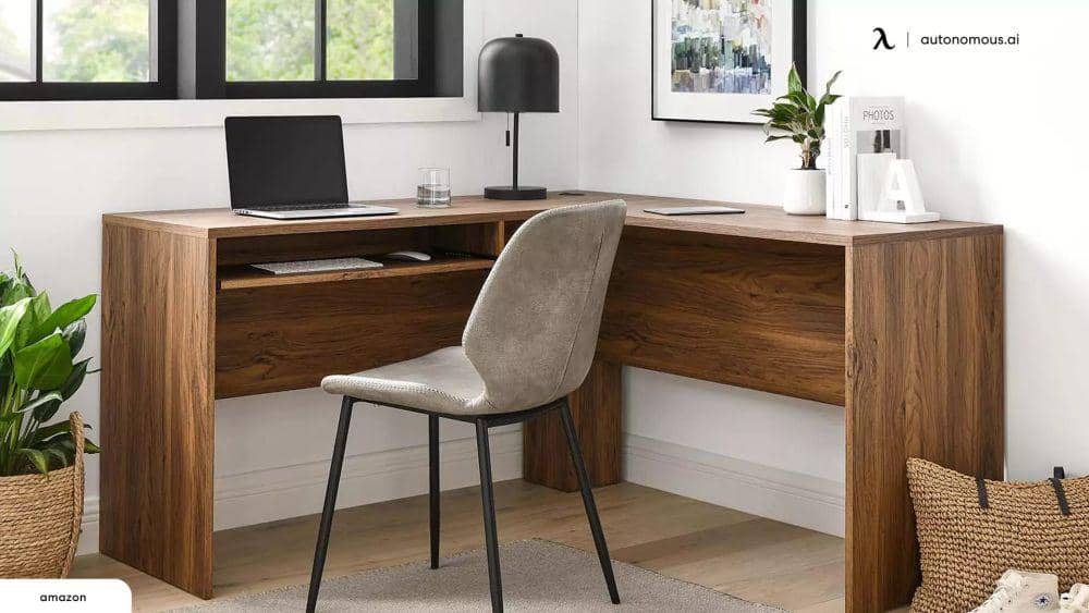 9 Inspirasi Corner Desk, Desain Compact dan Mudah Dipindahkan