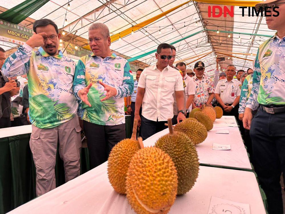 Puluhan Jenis Durian Dipamerkan di Festival Buah Khas Kalimantan Barat