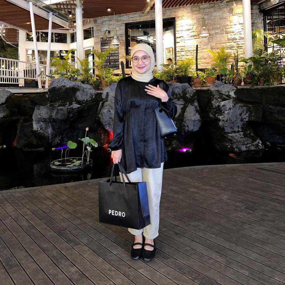 Selebgram Astrisyanti (instagram.com/astrisyanti)