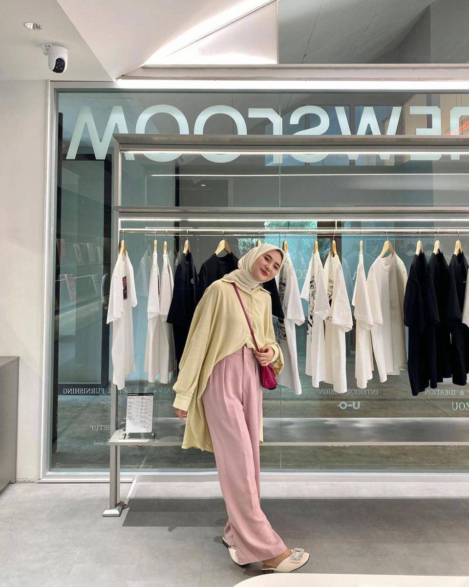Intan Ghazella (instagram.com/intanghazll_)