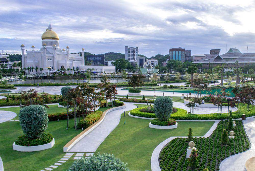 potret istana di Brunei (unsplash.com/Merah Lee)